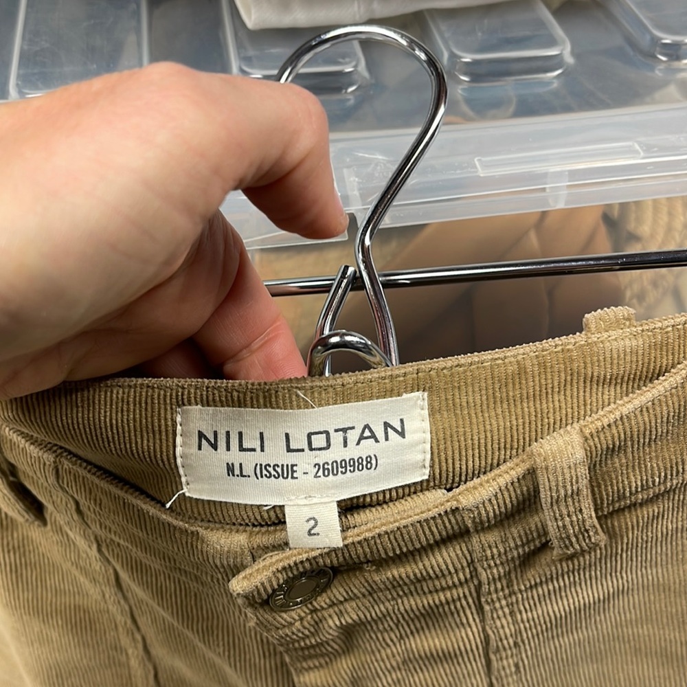 Nili Lotan - Picture 4 of 9